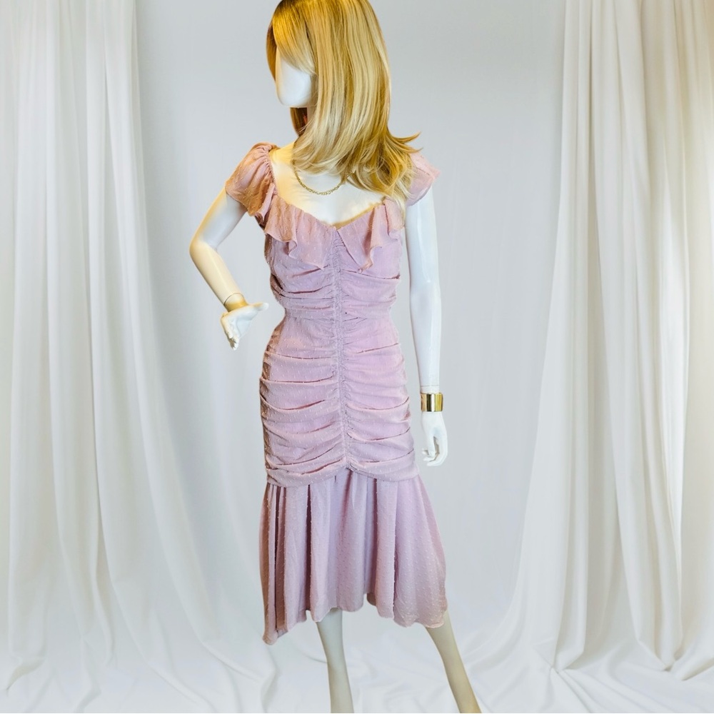 Astr The Label Pink Ruched Midi Dress with Scoop Neck NWOT - Picture 3 of 10